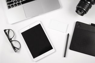 科技与美学的完美结合—深度解读iPhone官网设计的艺术语言